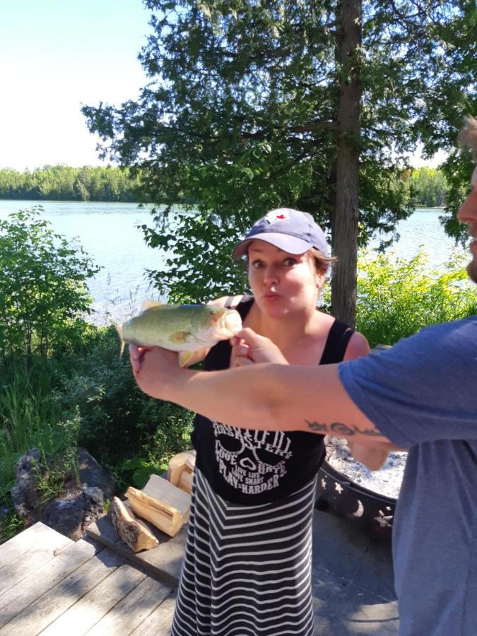 Lakefront Hope Lodge Miller Lake Eksteriør billede