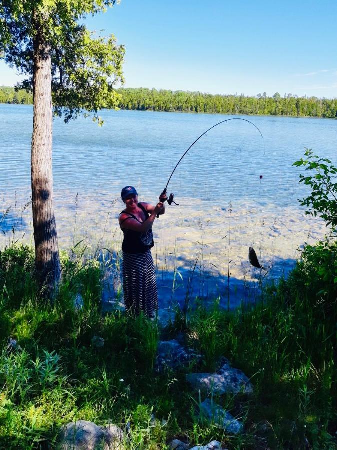 Lakefront Hope Lodge Miller Lake Eksteriør billede